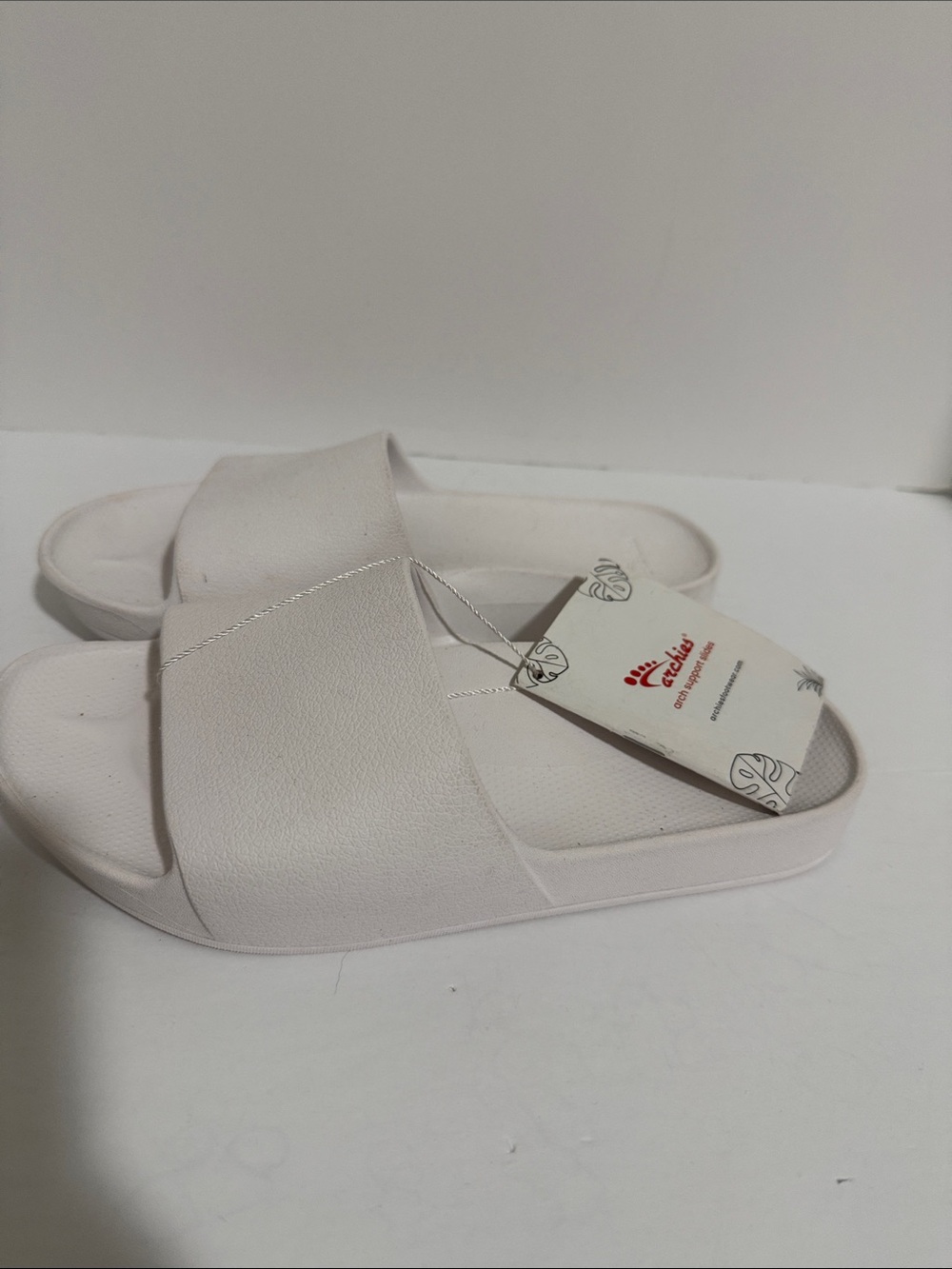 Archie’s White Unisex Slide Sandals for Women Size 7 - Picture 2 of 5